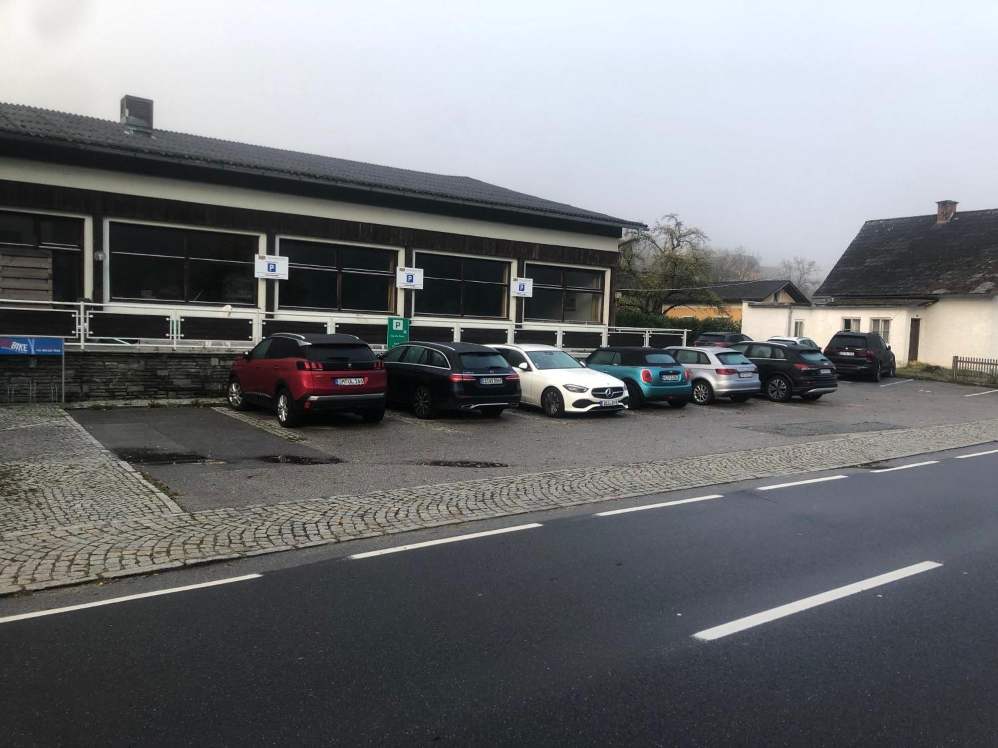 Hotel Goldenes Schiff Engelhartszell Exterior photo